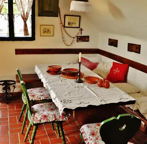 Vineyard Vercek 度假居